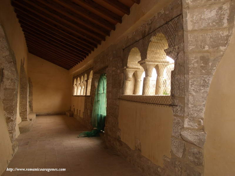 CORREDOR DEL ALA NORTE DEL CLAUSTRO HACIA EL ESTE